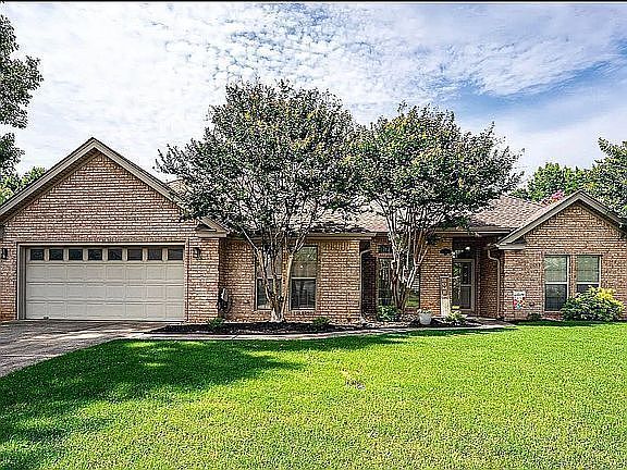 2nd image of 3740 Marleigh Dr