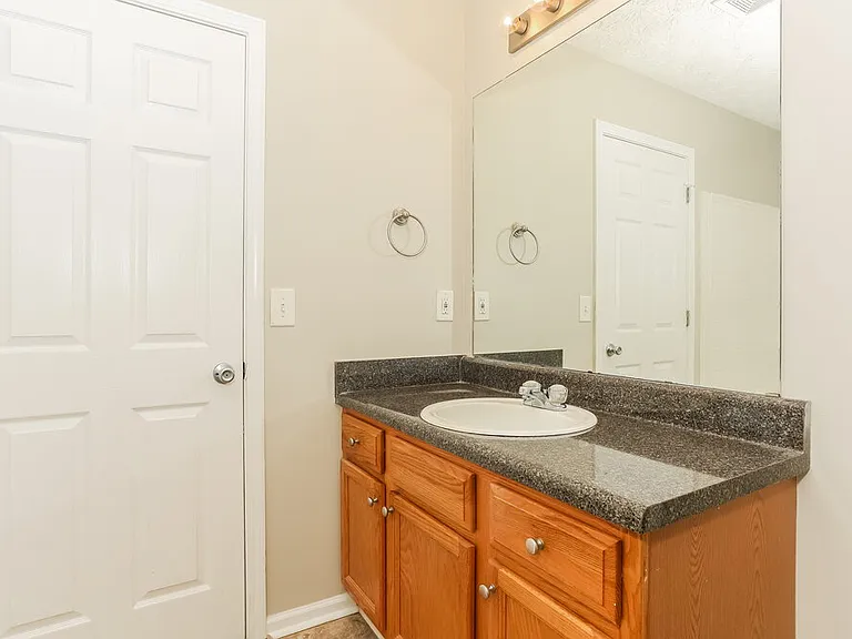 3830 Riverside Pkwy — Photo 15