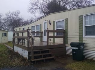 1272 Bobcat Ln, Maplewood, MN 55119