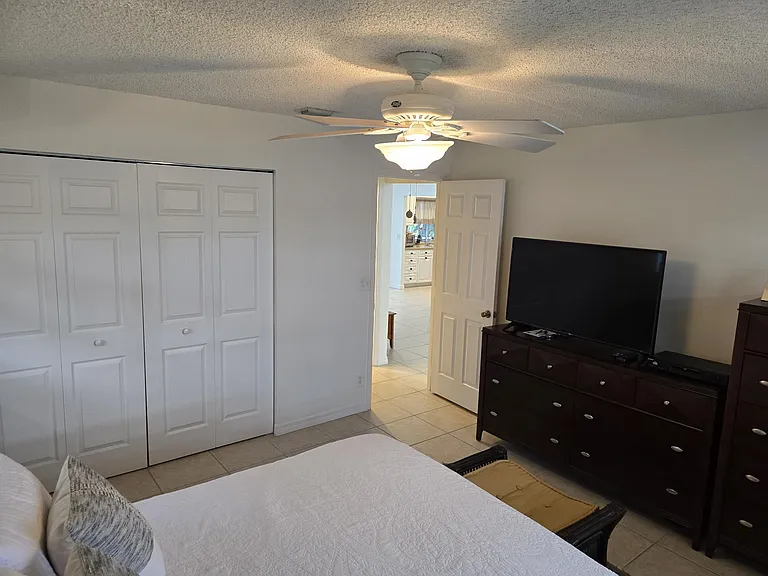 939 Hibiscus Dr — Photo 20