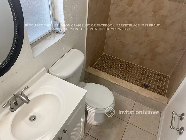 1860 Murray Ave — Photo 14
