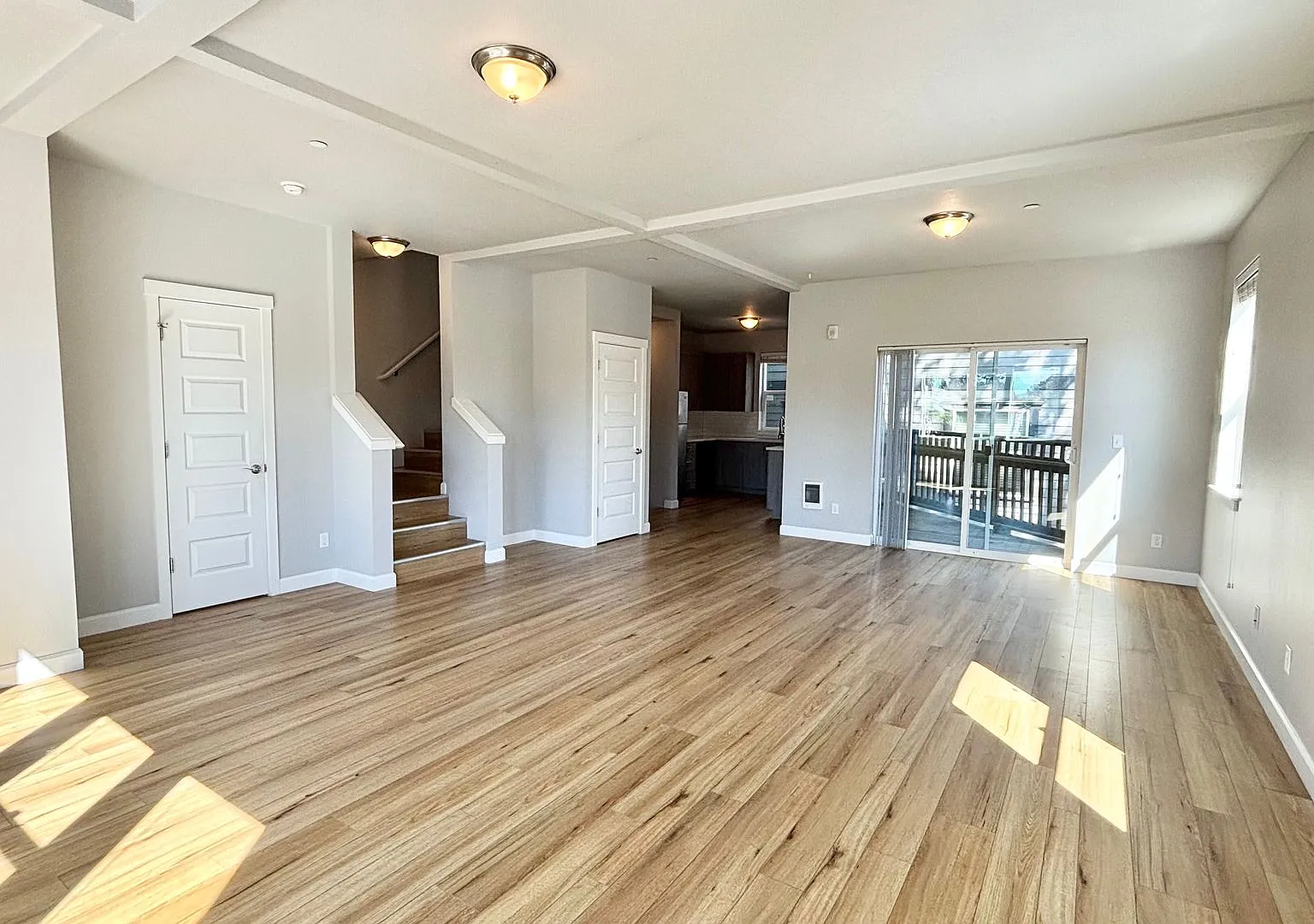 JC0459 - Stafford St. Apartments — Photo 4