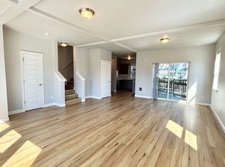 424 NE Stafford St #B-5, Portland, OR 97211