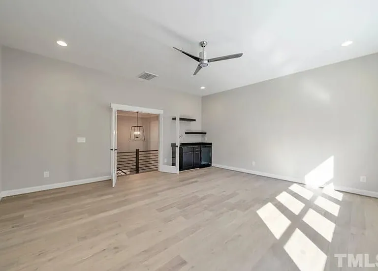 1512 Rock Dove Way — Photo 37