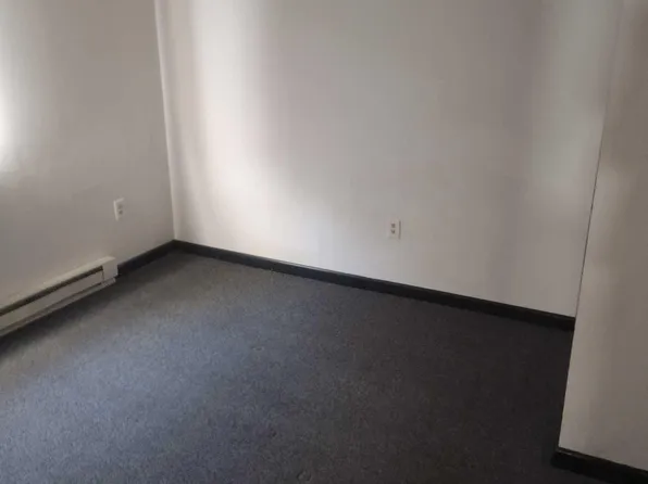119 Green Pl APT 3, Scranton, PA 18509