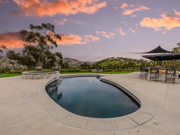 11911 Rocoso Rd, Lakeside, CA 92040