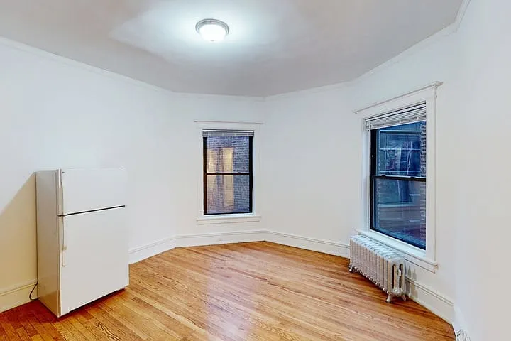5474-5480 S. Hyde Park Boulevard — Photo 13