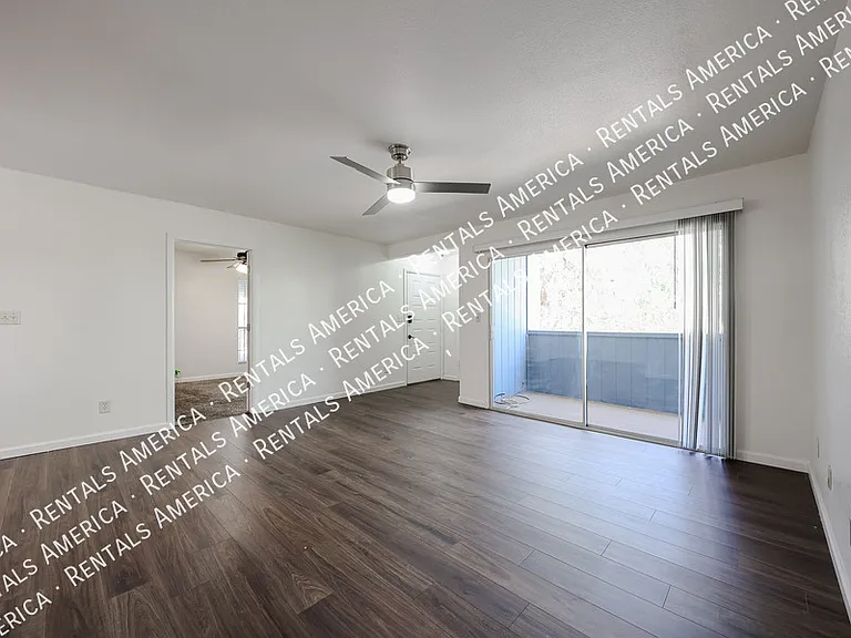 4608 W Maryland Ave #208 — Photo 10