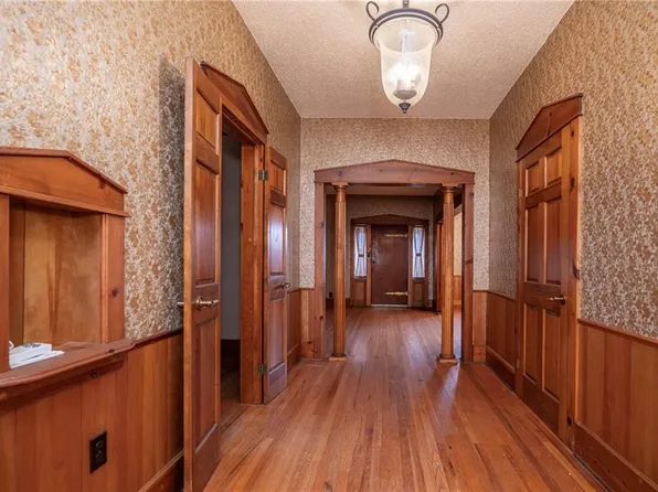 1003 W Missouri Ave, Chickasha, OK 73018