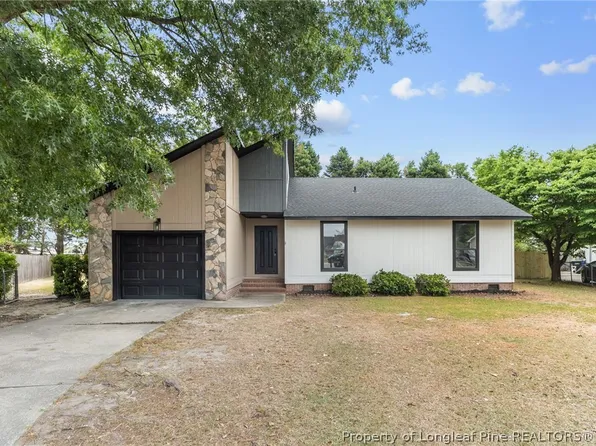 7137 Canary Dr, Fayetteville, NC 28314