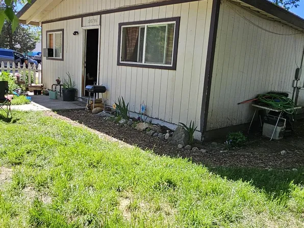 12075-12079 Main St, Fort Jones, CA 96032