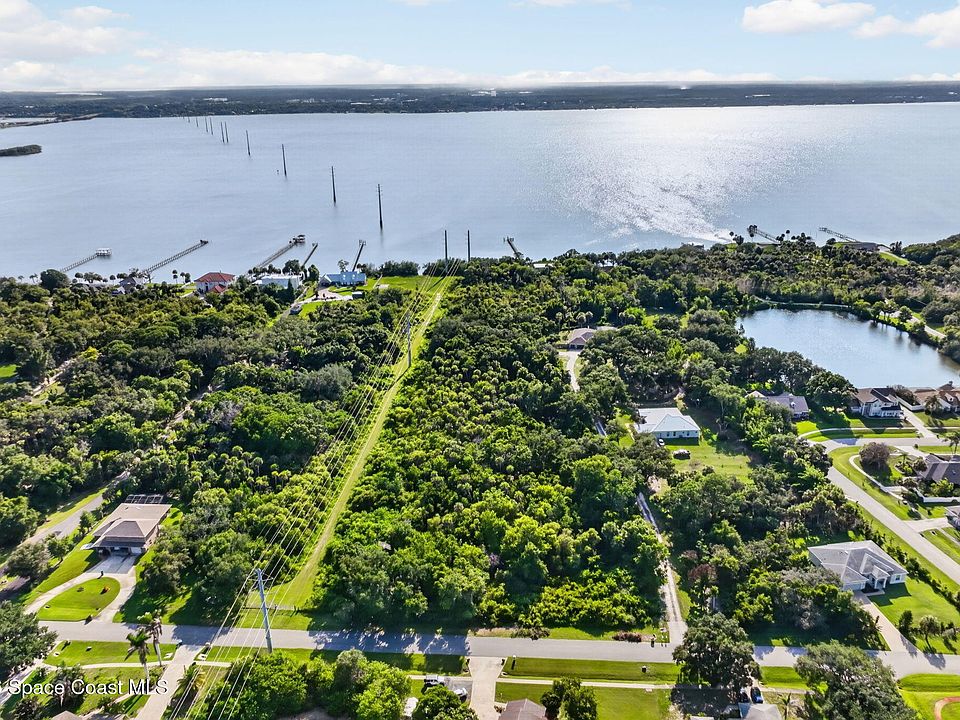 1st image of 3305 Spartina Ave