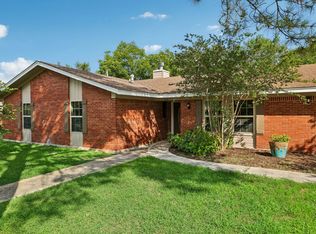 810 Vogel Dr, Lockhart, TX 78644