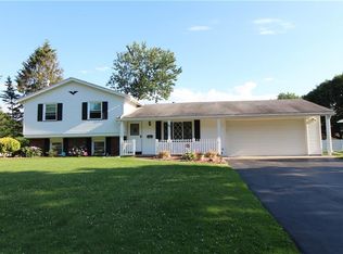 73 Alderwood Ln, Rochester, NY 14615