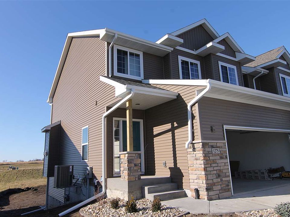 1st image of 1275 Daisy Cir
