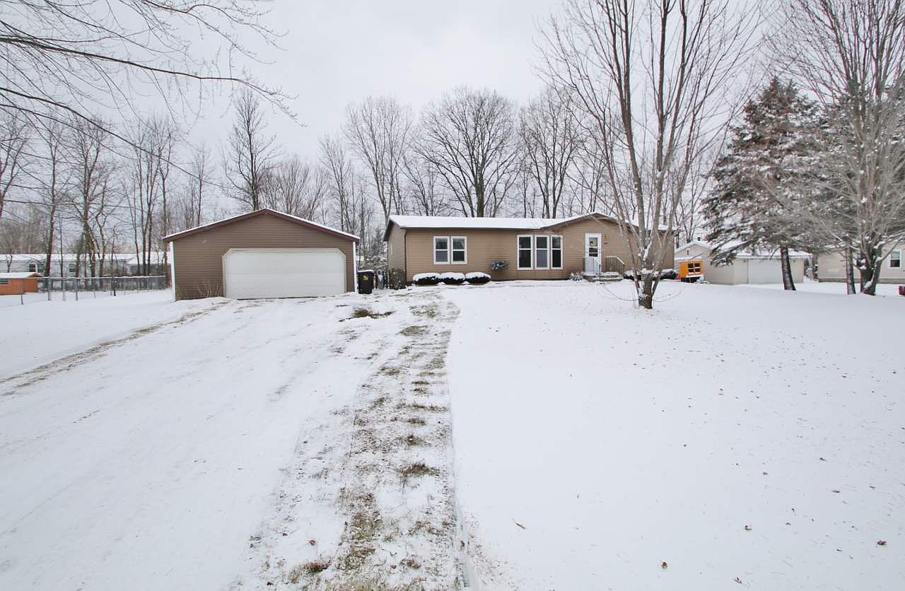 1242 Melissa Blvd, Little Suamico, WI 54141 Zillow