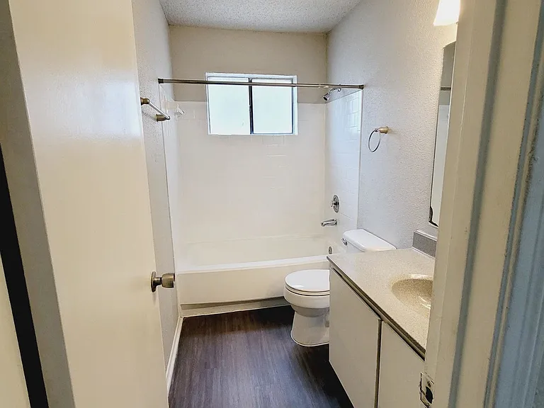 Abode — Photo 21