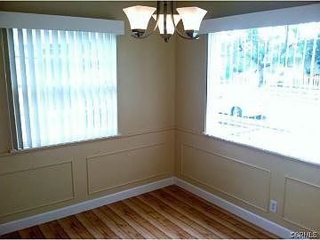 4th image of 11906 Menlo Ave