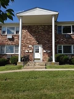 1st image of 136 N Chestnut St APT 18A