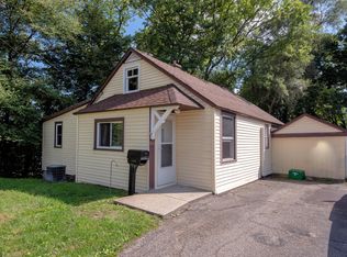 106 Sunnyside Ct, Greenville, MI 48838