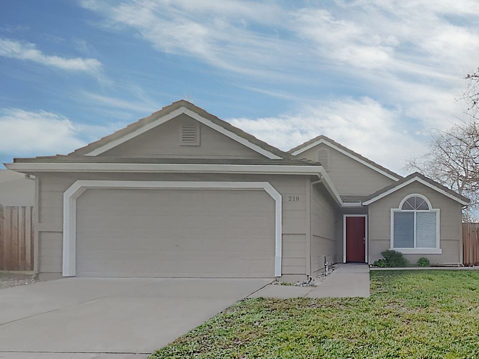 1st image of 218 Cinnamon Dr