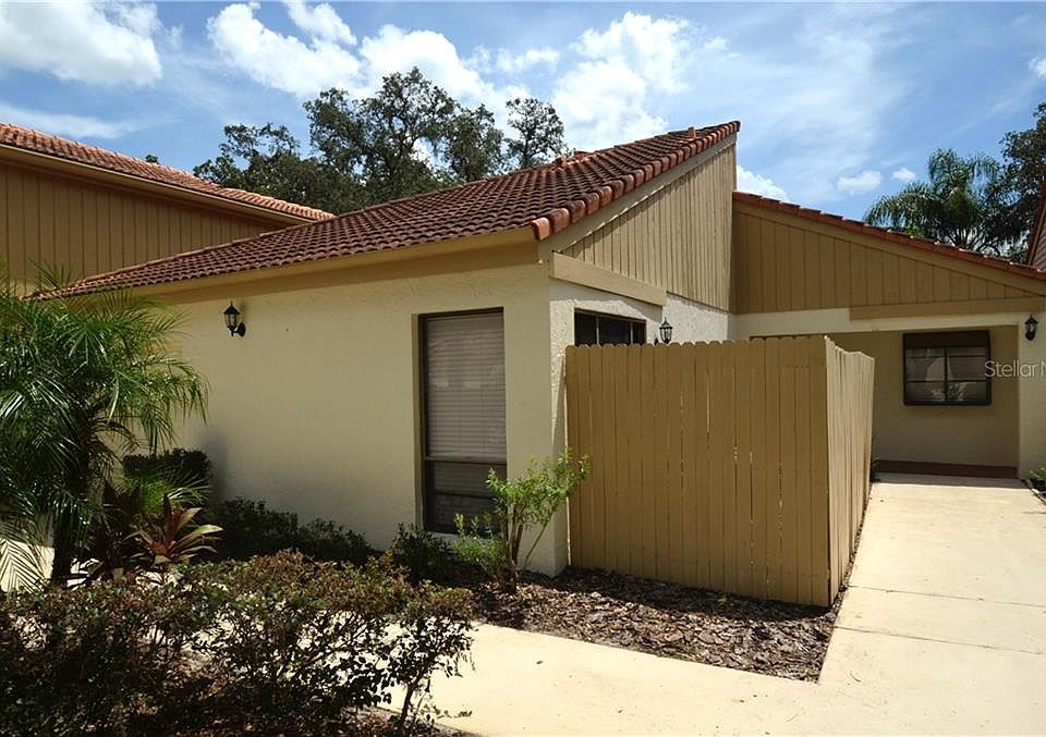 1st image of 1012 W Pebble Beach Cir