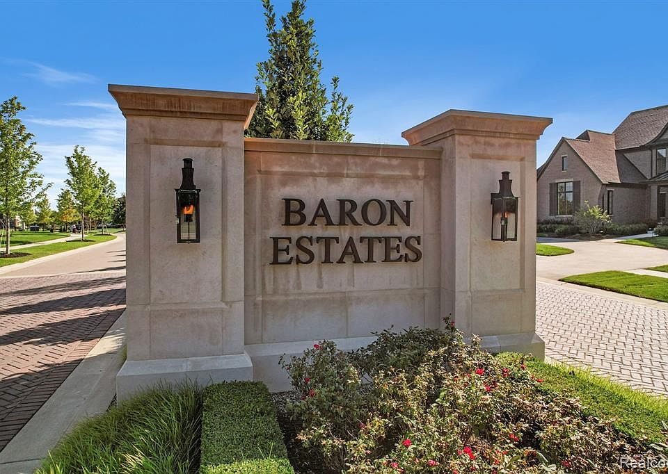 3242 Baron Dr, Bloomfield Hills, MI 48302 MLS 20230094863 Zillow