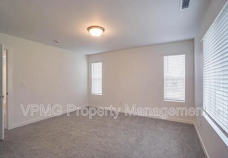 2301 SW 5th Pl — Photo 29
