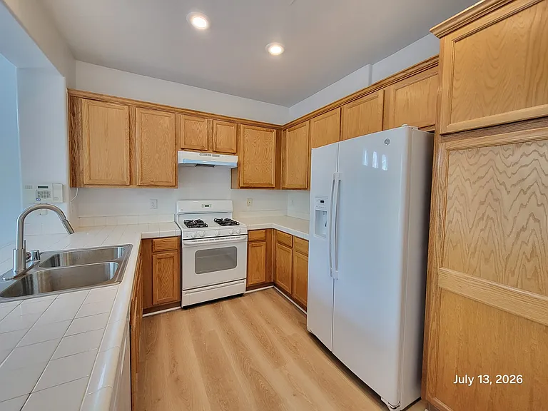 6142 Novelty St — Photo 5