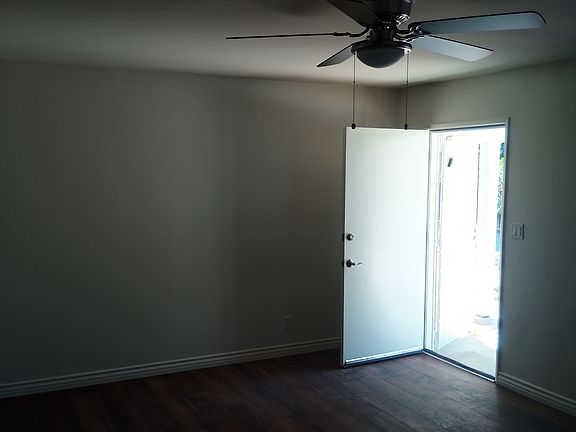 3rd image of 8833 S Nogal Ave