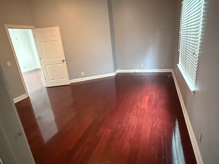 513 Oliver St — Photo 5