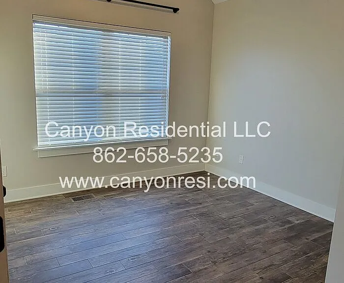 7451 Pfizer Dr — Photo 20