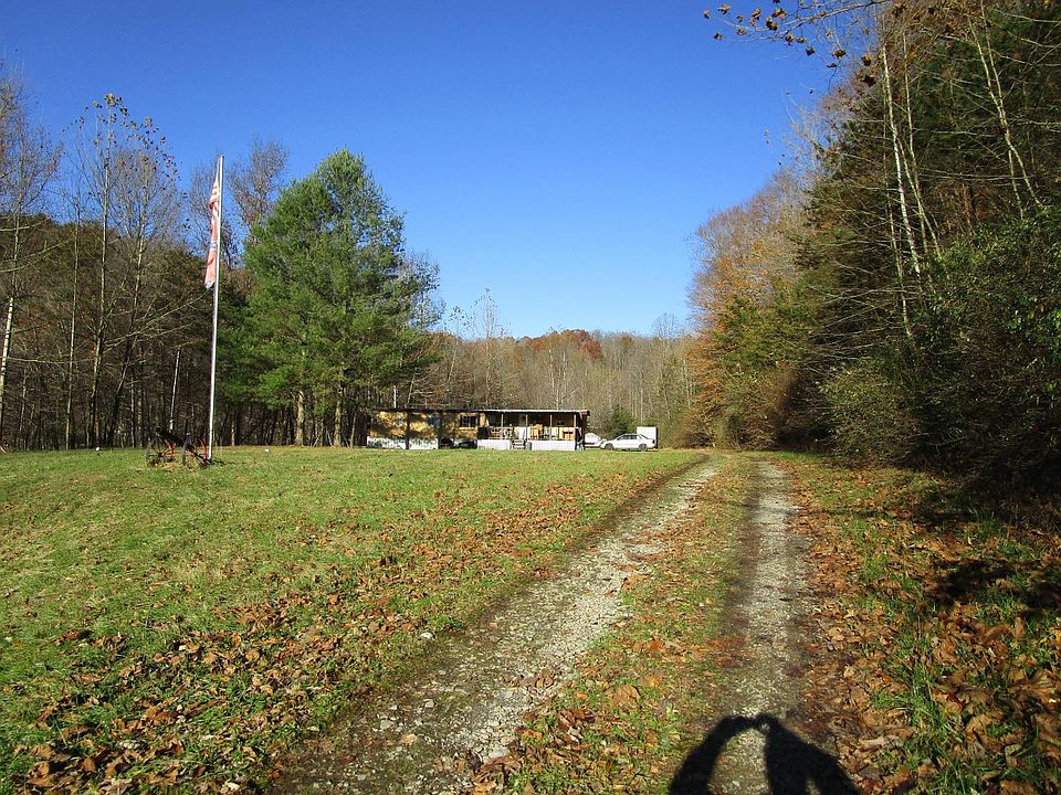 1st image of 645 E Valley Dr