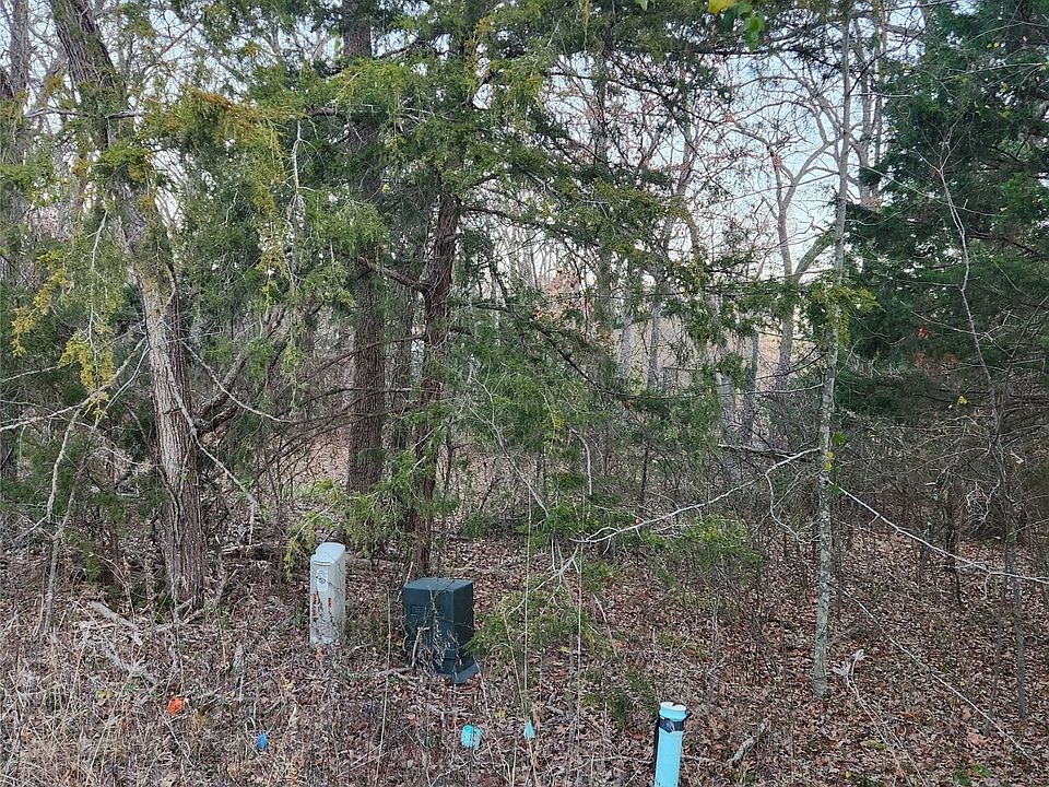 2nd image of 904 Hillburn Dr