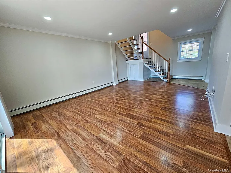 32 Alpine Dr #H — Photo 5