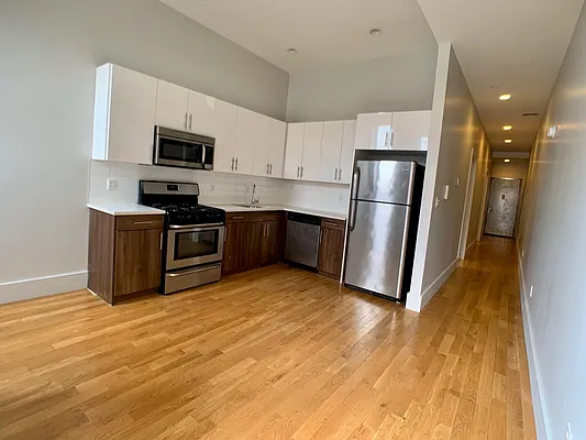 Rented by City Vista Inc | media 1