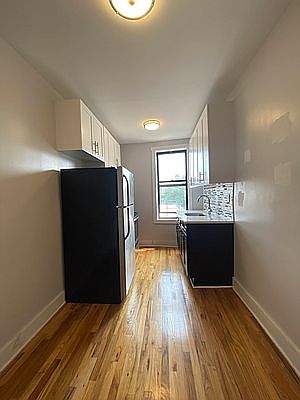 1st image of 292 Midwood St APT D4