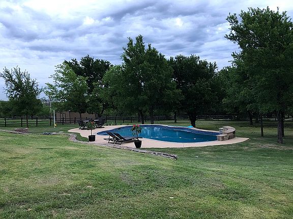 4th image of 10232 Mustang Downs Dr