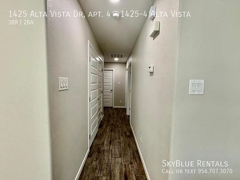 1425 Alta Vista Dr #4 — Photo 5
