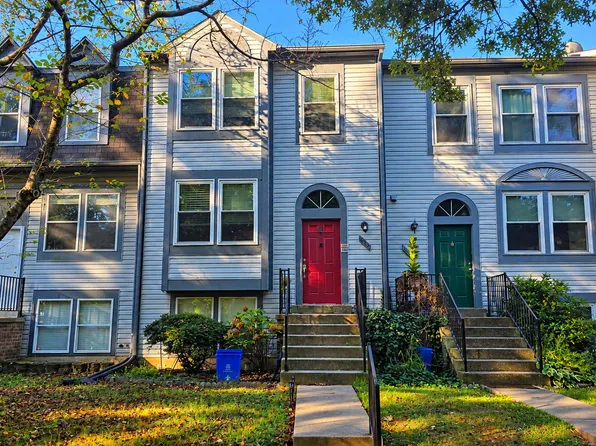 18832 McFarlin Dr, Germantown, MD 20874