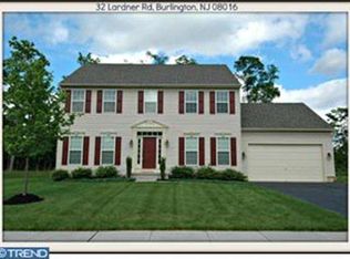 32 Lardner Rd, Burlington, NJ 08016