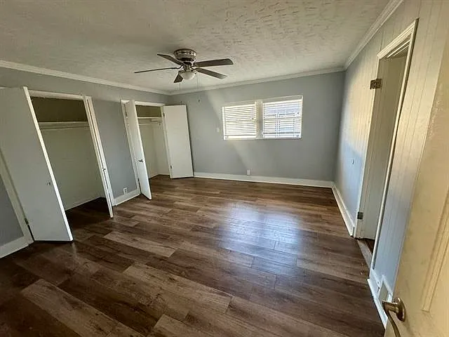 690 McConnell St — Photo 12