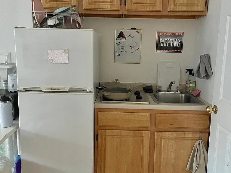 1077 Beacon St #3 — Photo 2