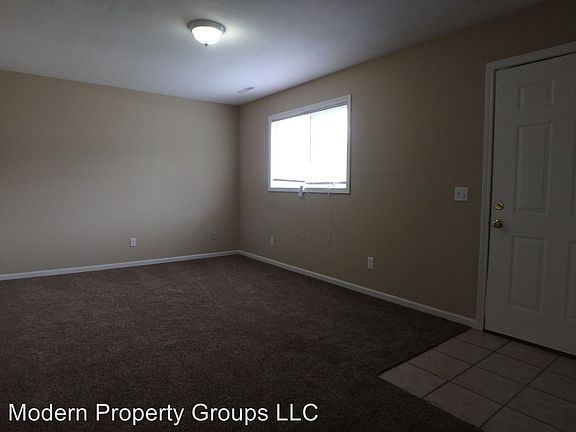 3rd image of 4272 W Bethany Dr