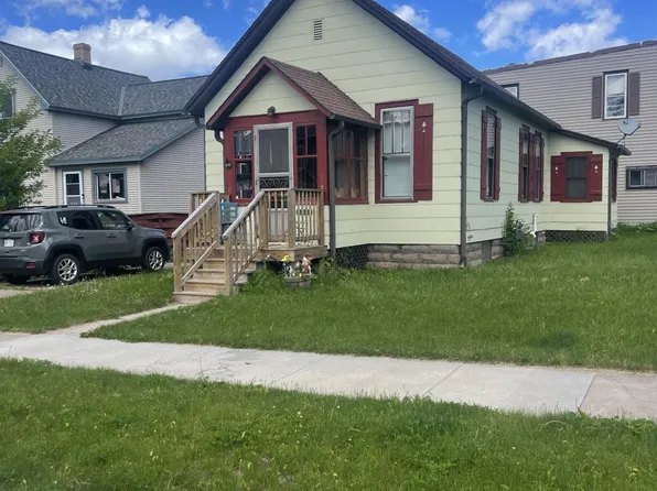 620 Vaughn Ave, Ashland, WI 54806