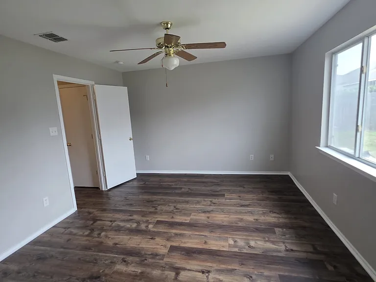 9730 Marbach Cyn — Photo 8