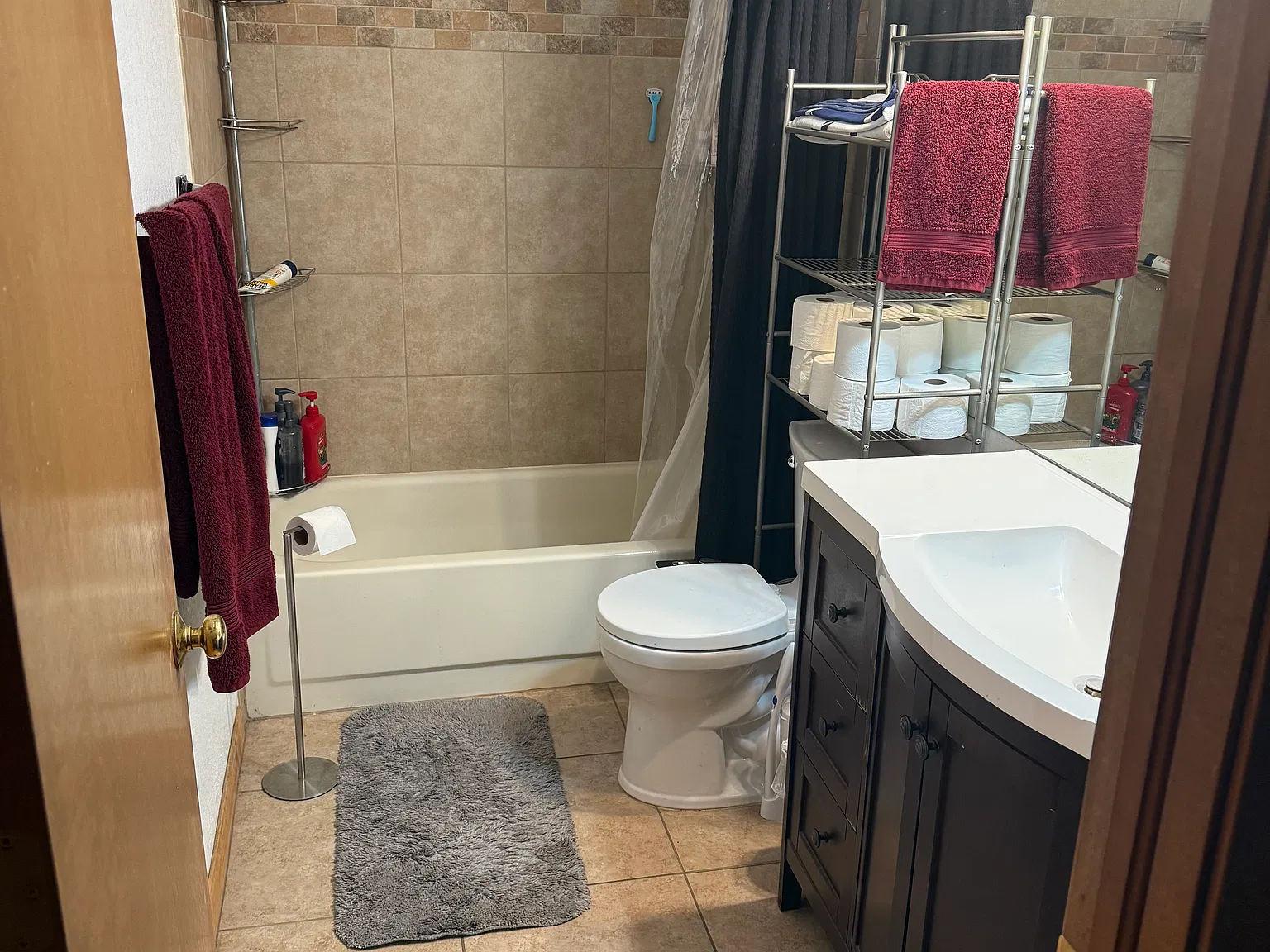 4 bed, 2903 sqft, $900 — Photo 3