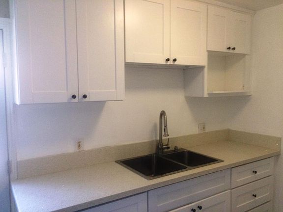 Stainless steel sink