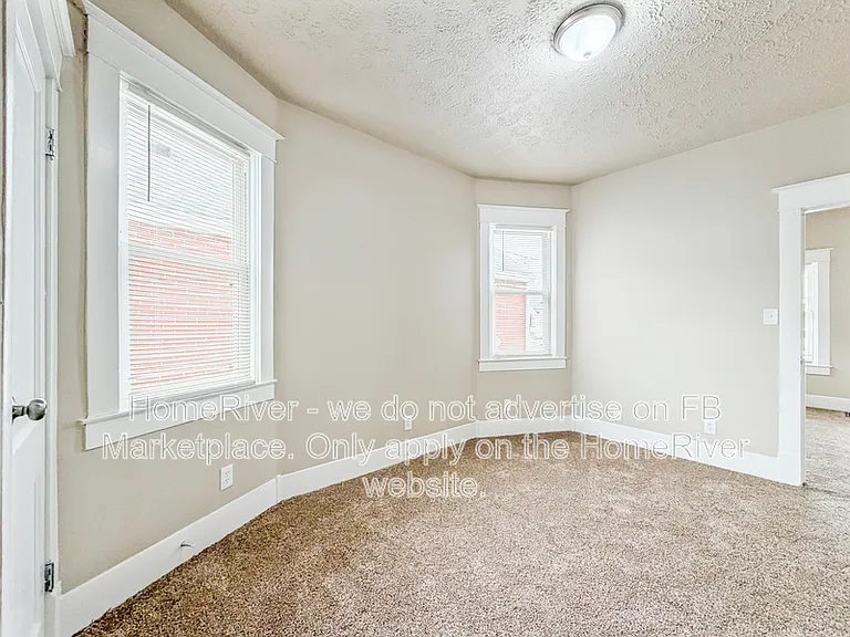 3922 River Park Dr — Photo 7