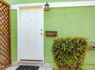 2112 Sayward St, Victoria, BC V8R3T3